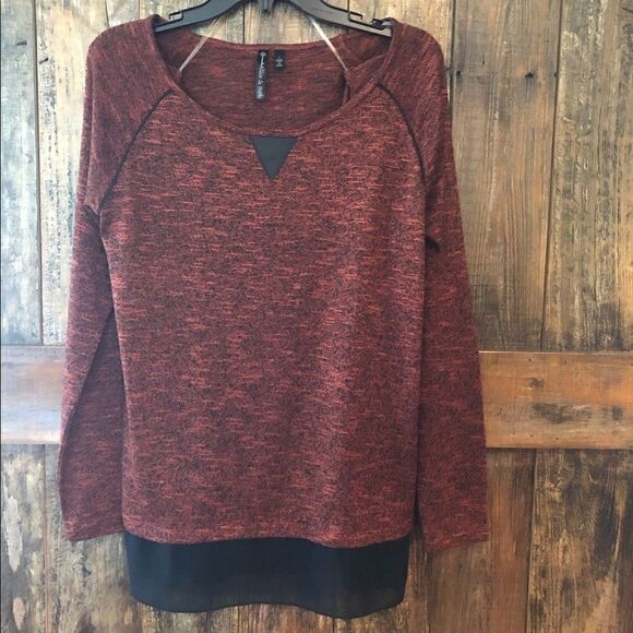 Allie & Rob Sz L Rust Red Black Sheer Hem Relaxed Fit Casual Long-Sleeve Top - Picture 4 of 9